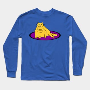 Yellow Chonk Cat on a Rug Long Sleeve T-Shirt